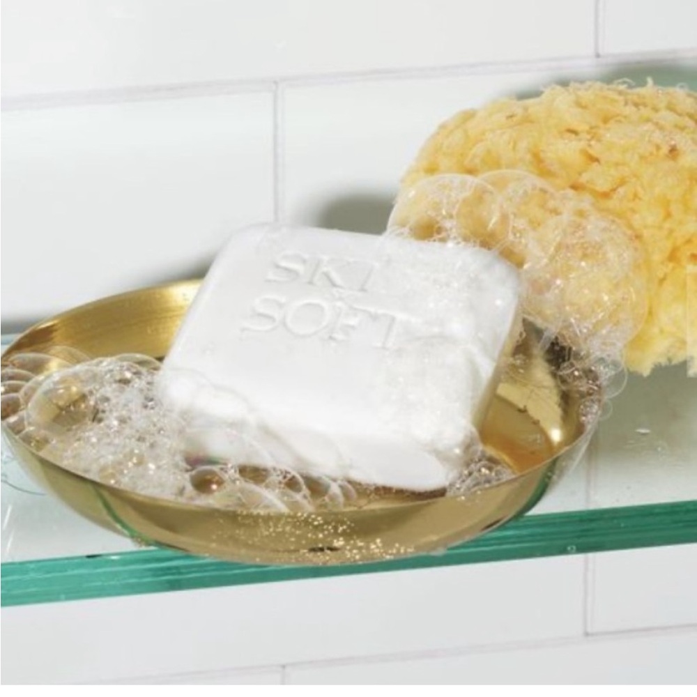 Skin So Soft Original Bath Oil & Beauty Bar Soap - Picture 7 of 7